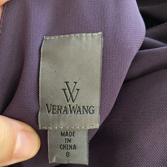 VERA WANG GOWN - Picture 2 of 7